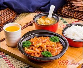 阿宏快餐 開(kāi)啟砂鍋飯事業(yè)，酒店管理經(jīng)驗(yàn)助力低門(mén)檻投資